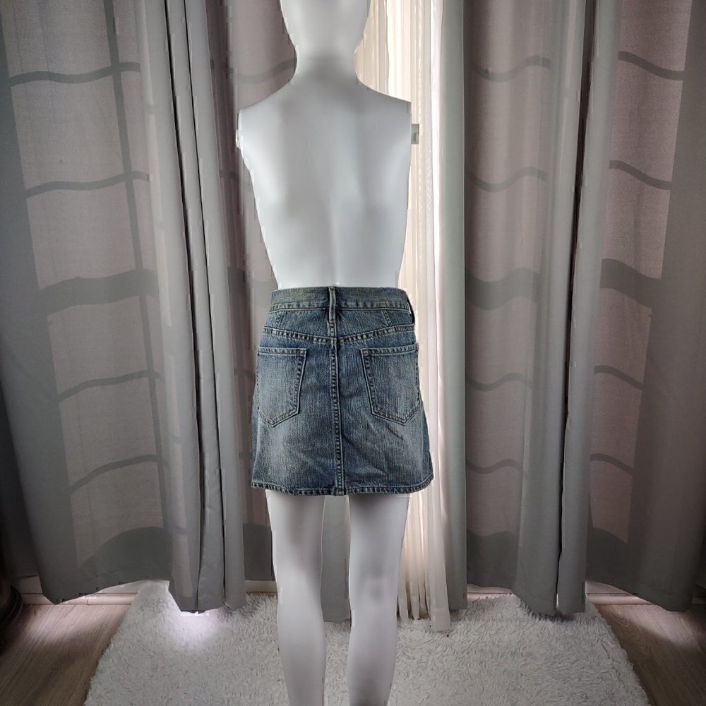 Old Navy Women's Blue Cotton Denim Mini Skirt Size 6 - Picture 3 of 11